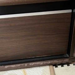 テレビボードの画像