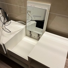 テーブルドレッサーの画像