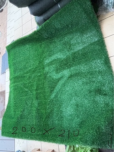 ①幅200×長さ210【ペット用高級人工芝】端切れ　長方形サイズ