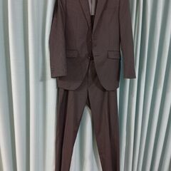 スーツ３着　Ｍサイズ