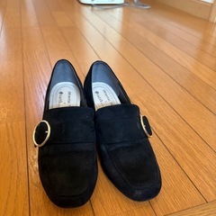 レディースシューズの画像