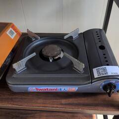 中古　カセットコンロ　各300円