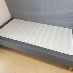 IKEA セミダブルベッドとマットレス