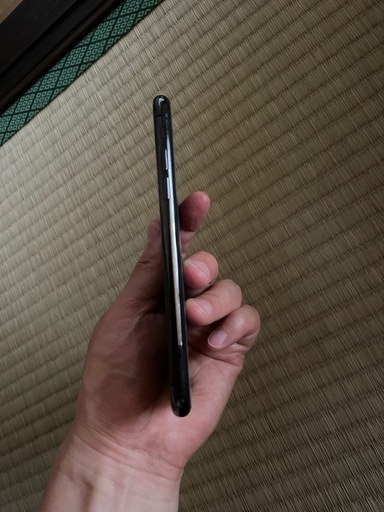 アップル　iPhone x 256GB