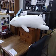 値下げしました！シロクマ抱き枕　84581の画像