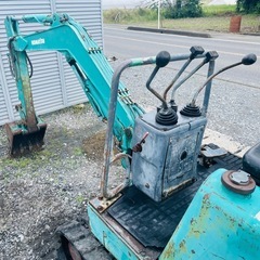 ミニユンボ コマツ PC07-2 軽油 pc07-2 KOMATSU ディーゼル  ユンボ ゴムキャタ 油圧ショベル 1トン 小型
の画像