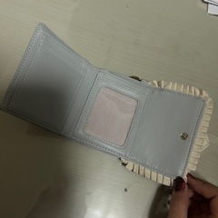 pium 財布の画像
