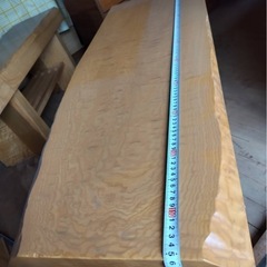 無垢材　木テーブルの画像
