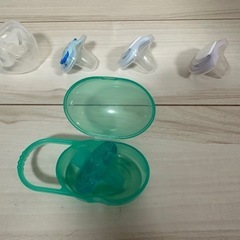 ベビー用品　おしゃぶり　ピジョン　NUK 新生児　S M Lサイズ　5個セット　の画像
