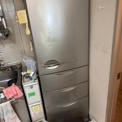 中型冷蔵庫になります。の画像