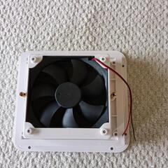 RV 換気冷却ファン　未使用　DC12Vの画像