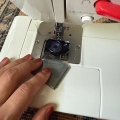 SINGER Qtie 電子ミシン ホワイトの画像