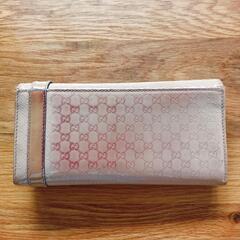 GUCCI長財布の画像