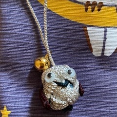 フクロウ風呂敷&ストラップ鈴付きセットの画像