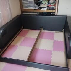 ベッドフレーム　コンセント付の画像