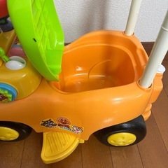 お話中　アンパンマンよくばりビジーカーの画像