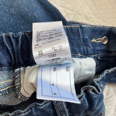 ⭐︎子供　ボトム　ジーンズ⭐︎美品　100サイズの画像