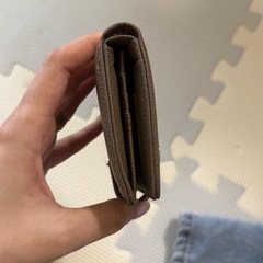財布　オリーブグレーの画像