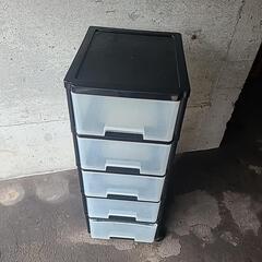 (無料)５段の引き出し付き収納ケース　中古　キャスターつき