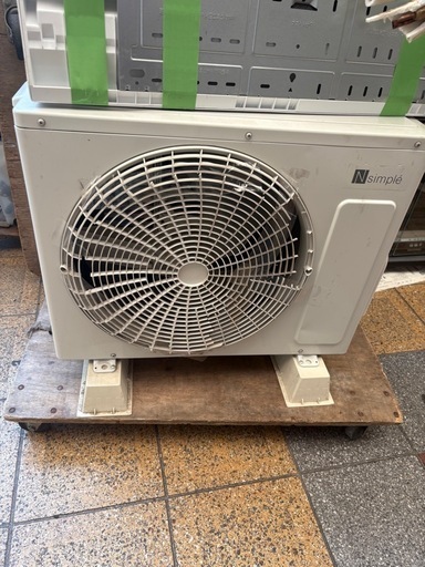 ニトリ　wifiエアコン　2.2kw 6-8 畳　2022年式