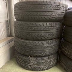 無料タイヤ　195/65R15