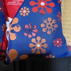 未使用　桜マーク　ライフジャケット　小学生用　15〜40kg小型船舶用救命胴衣　の画像