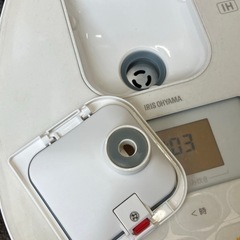 アイリスオーヤマ炊飯器5合ホワイトの画像