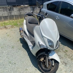 ヤマハマジェスティFI125ccカスタム　の画像