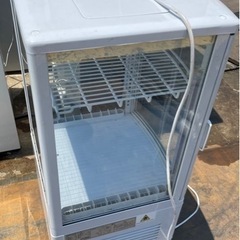 小型冷蔵庫　ジュースなど入れ