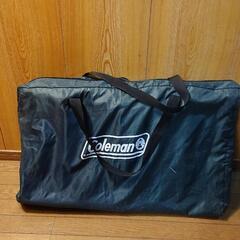 コールマン アウトドア テーブル付チェアの画像