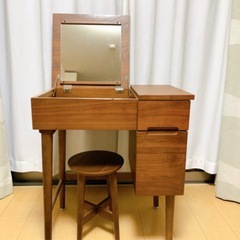 ドレッサー、化粧台の画像