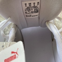 [新品・未使用品]PUMAランニングシューズ27cmの画像