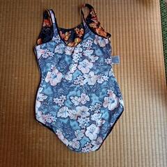 婦人水着ワンピースタイプの画像