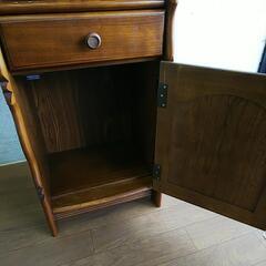 カリモク Karimoku 家具 木製 電話台 花台 飾り棚 カントリー