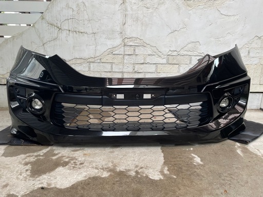 無限　フリード　GP3 GB3 フロントバンパー