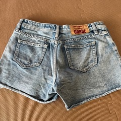 ショートパンツ　デニム
の画像