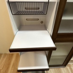 キッチン　収納　食器棚　水屋　の画像