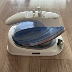TOSHIBA製　アイロン