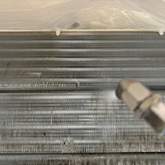 完全分解対応店の徹底エアコンクリーニング - ハウスクリーニング