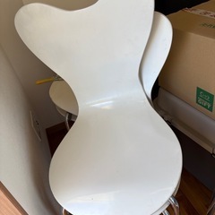 【取引中】白イスの画像