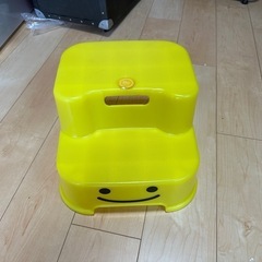 子供の踏み台　の画像