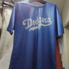 大谷翔平Tシャツ　サイズはLです。 オマケで3枚目以降の商品もお付けできます,　他の有料商品とまとめ買いの場合、割引します 4と5枚目の商品は、大谷翔平クリアファイルです。の画像