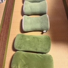 腰当てクッション「一つ100円」の画像