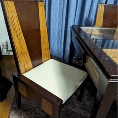 ダイニングテーブル6脚椅子セットの画像