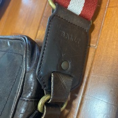 ‼️お取引中‼️BALLY 斜めがけバッグ 中古の画像