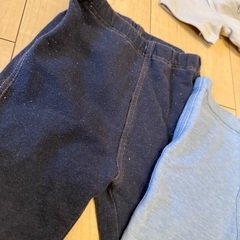 80 90 子ども服　ユニクロの画像