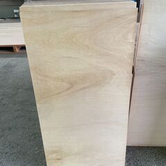 【DIYに最適！めちゃ軽い！ラワンランバー端材】の画像