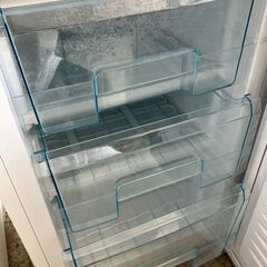 アイリスオーヤマ 冷凍冷蔵庫 2ドア 162L AF162-W 2021年製の画像