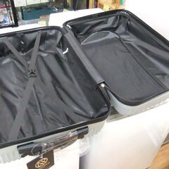 未使用 HUNDRED キャリーケース Mサイズ 63L MCR-001 ハードケース グレー 中サイズ スーツケース キャスター付き キャリーバッグ 札幌市 厚別区の画像