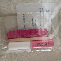 ネイルチップ  付属品付き！の画像